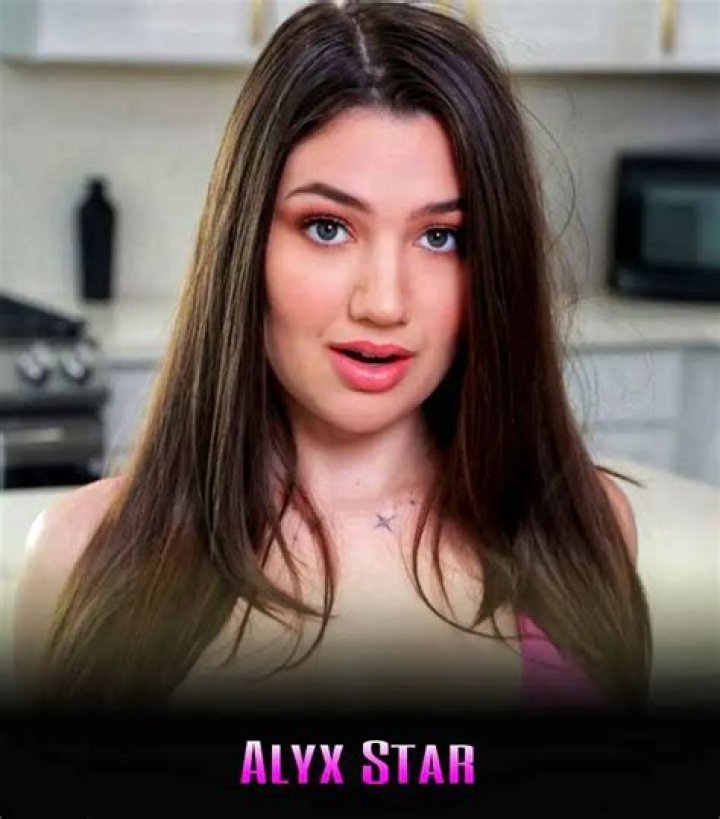 Alexa StarXXX: The Rising Sensation of the Digital Age
