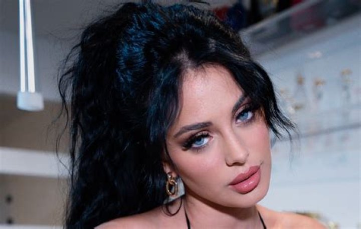 Camilla Ara&uacute;jo Porn Videos: Separating Fact from Fiction